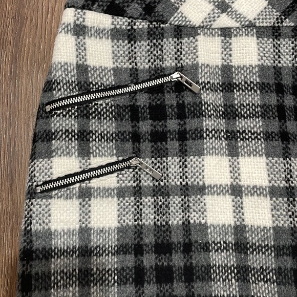 Mod plaid mini skirt - Picture 2 of 5